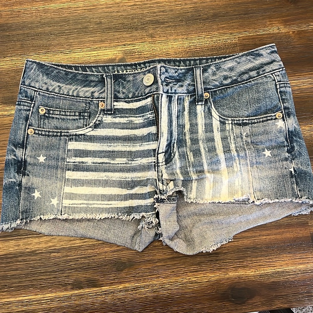 NWOT American Eagle Stars and Stripes Shorts